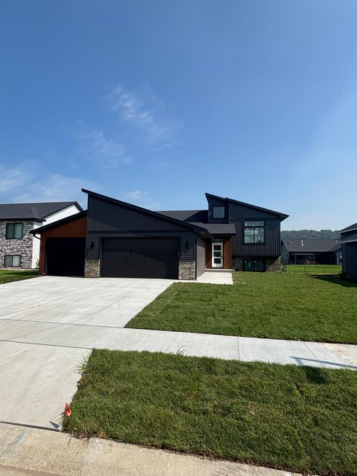 3676 Meadow Sage Ct Se, Rochester, MN, 55904-6995 | Card Image