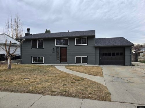 1220 S Forest, Casper, WY, 82609 | Card Image