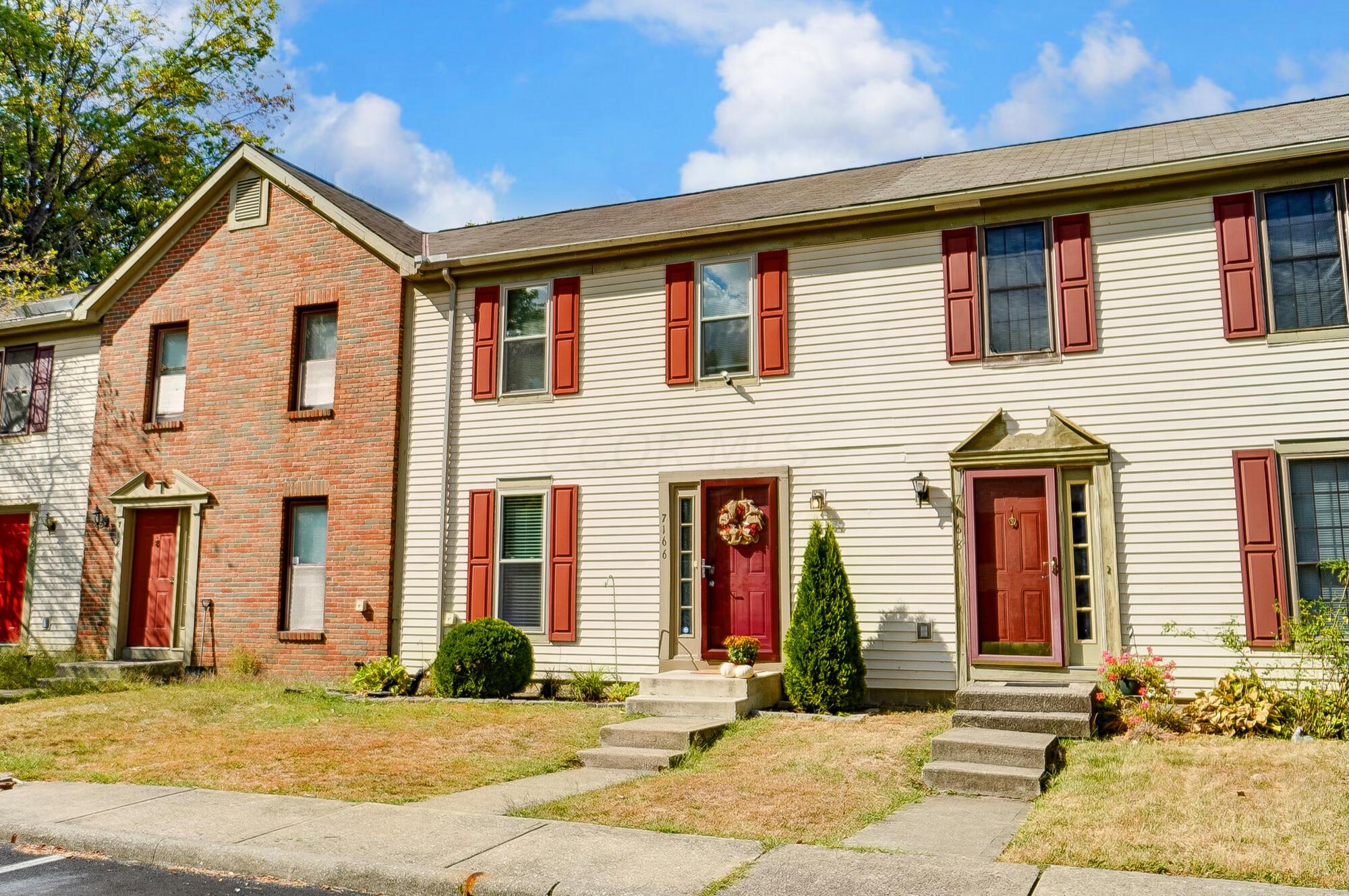 Crofton Ct, Reynoldsburg, OH 43068