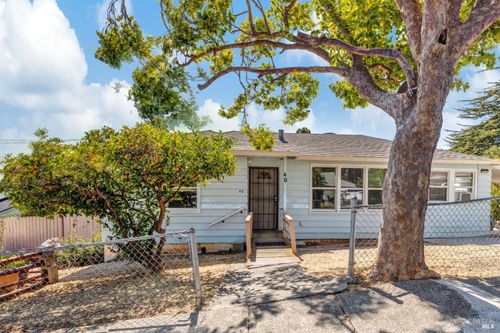 40 La Cruz Ave, Benicia, CA, 94510-2227 | Card Image