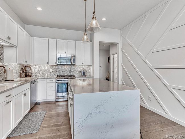 10132 Belvedere Loop, Townhouse with 4 bedrooms, 4 bathrooms and 2 parking in Lone Tree CO | Image 9