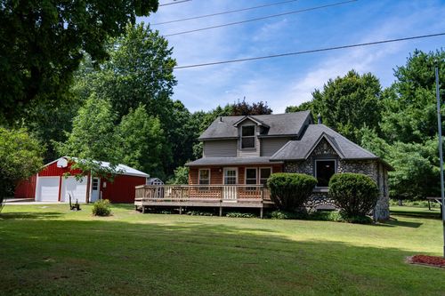 731 N Rolland Rd, Weidman, MI, 48893-9613 | Card Image