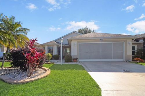 20846 Queen Alexandra Dr, Leesburg, FL, 34748-7775 | Card Image