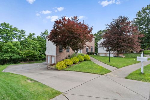 8310 Reagan Dr, Pittsburgh, PA, 15237-4493 | Card Image