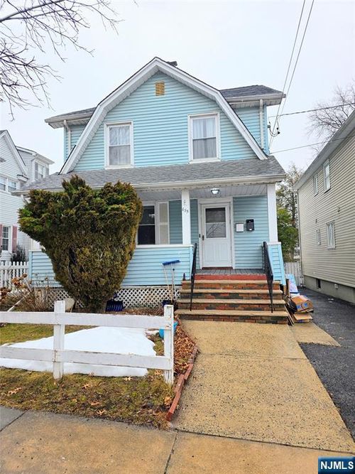 655 Marin Ave, Lyndhurst, NJ, 07071-2528 | Card Image