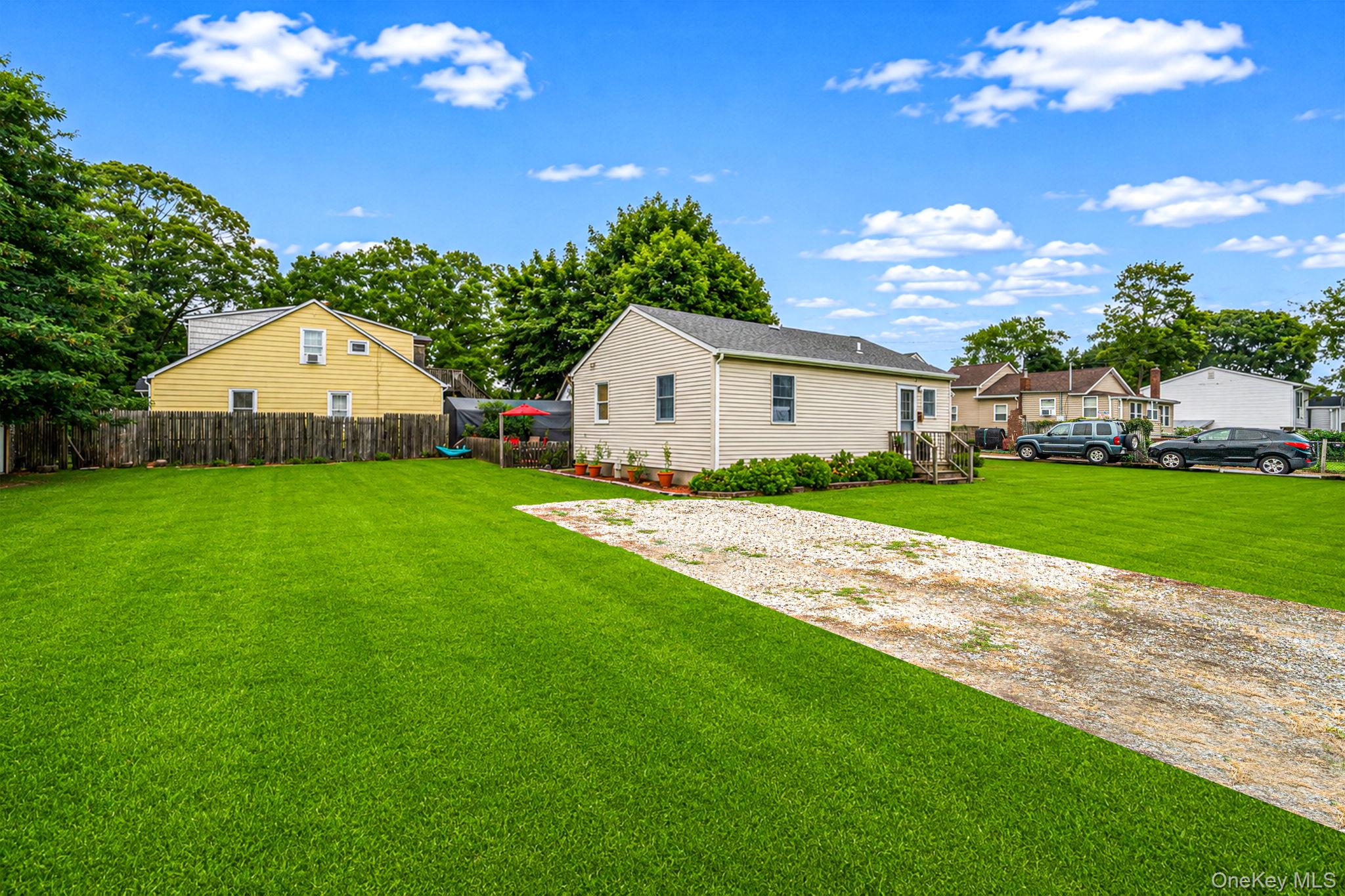 Residential in Islip 4