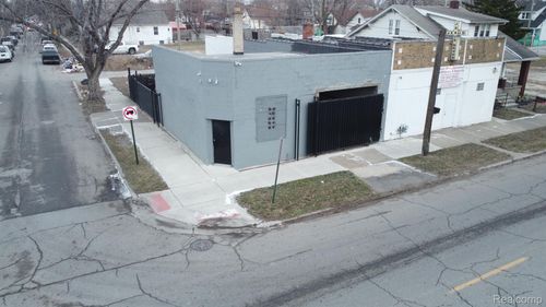 1840 Lawndale St, Detroit, MI, 48209-3408 | Card Image