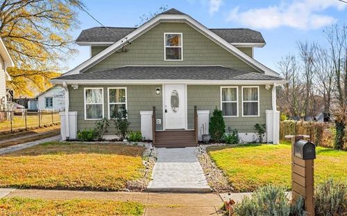 113 Briggs Pl, High Point, NC, 27262-6815 | Card Image