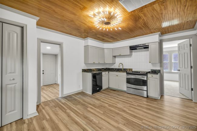 511 Maple St, House other with 2 bedrooms, 1 bathrooms and null parking in Sapulpa OK | Image 26