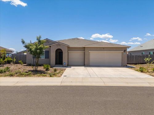 2540 Shumacher St, Redding, CA, 96002-9029 | Card Image