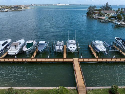 apt-c202-5301 Gulf Blvd, ST PETE BEACH, FL, 33706-2353 | Card Image