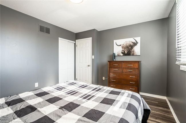 2 Bronte Crt, Townhouse with 4 bedrooms, 4 bathrooms and 3 parking in Dundas ON | Image 23