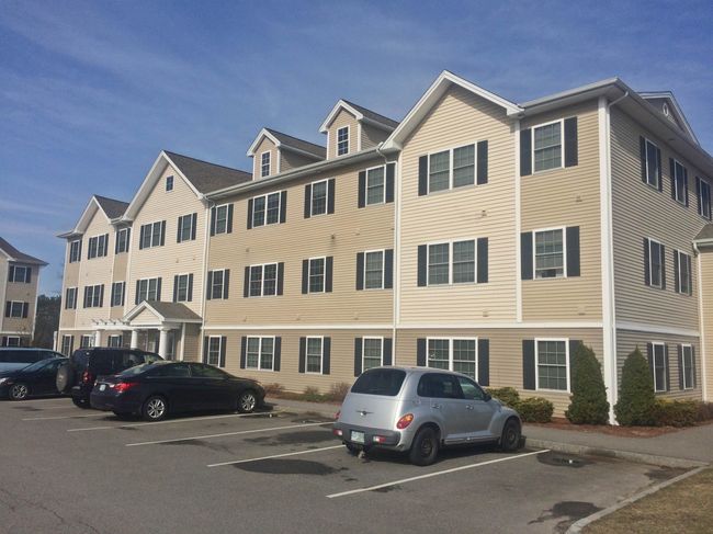 APT-105 - 10 Sentinel Ct, Condo with 2 bedrooms, 2 bathrooms and null parking in Manchester NH | Image 9