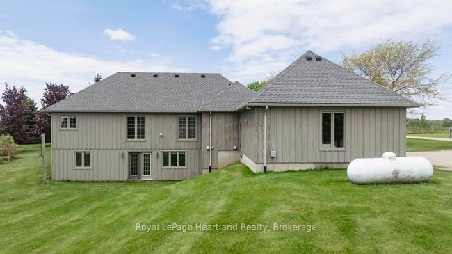 81572 Lucknow Line, Home with 4 bedrooms, 2 bathrooms and 10 parking in Goderich ON | Image 43