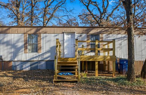 3717 Karen Dr, Guthrie, OK, 73044-8107 | Card Image