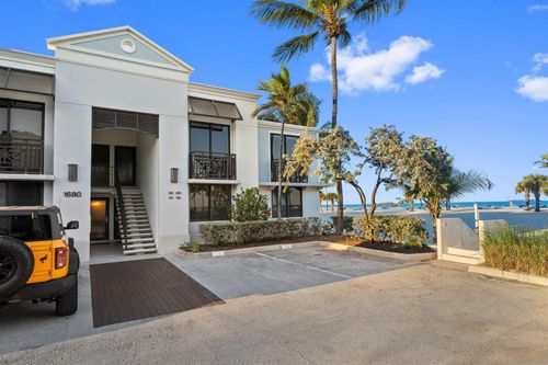 250-1680 S Ocean, Fort Lauderdale, FL, 33316 | Card Image