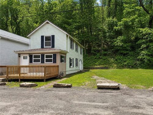 10 Young Ln, Charleroi, PA, 15022-1129 | Card Image