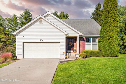 251 Rolling Ridge Way, Simpsonville, KY, 40067-6734 | Card Image