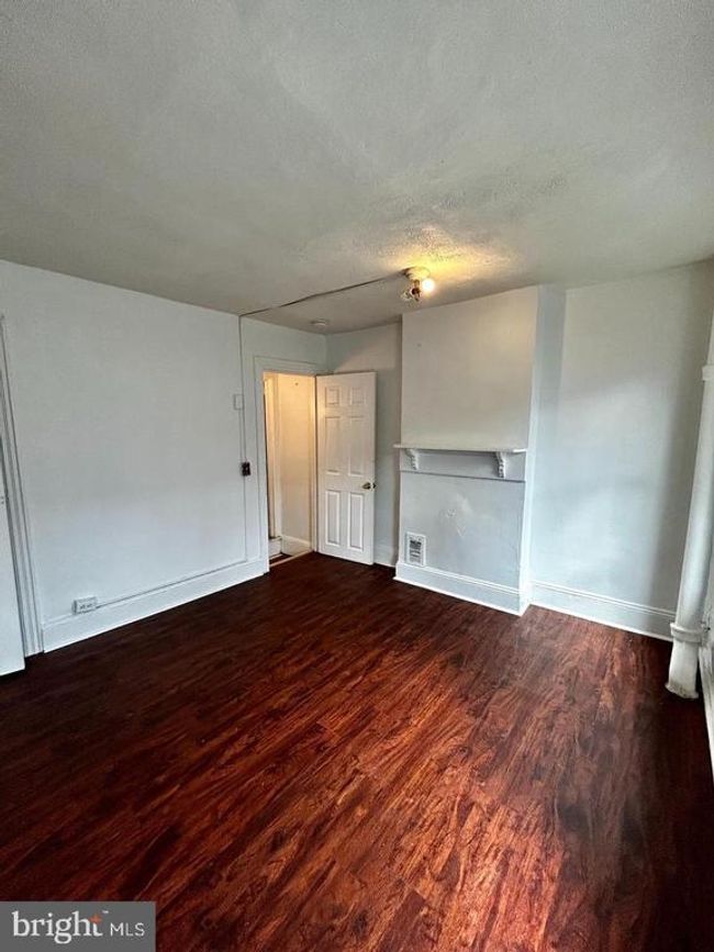 14 Mayers Ct, Townhouse with 2 bedrooms, 1 bathrooms and null parking in Trenton NJ | Image 6