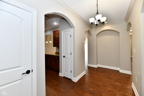 apt-109-8555 One West Dr, Indianapolis, IN, 46260-5393 | Card Image