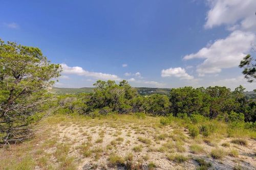 rmks-129 & 130 W Lynx Cv, Blanco, TX, 78606 | Card Image