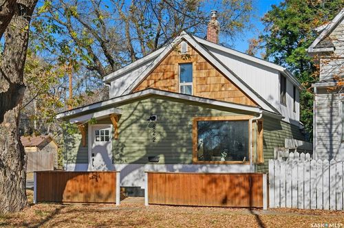 622 31st St W, Saskatoon, SK, S7L0R3 | Card Image