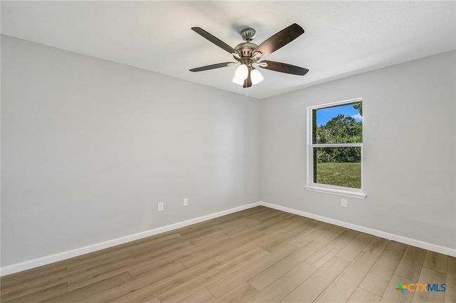 1070 Lonesome Trl, House other with 3 bedrooms, 2 bathrooms and null parking in Driftwood TX | Image 16