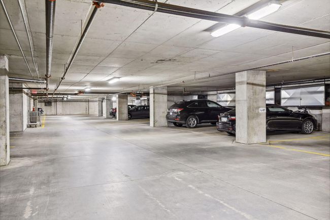 Underground heated parking | Image 32