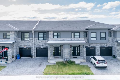 7201 Parsa St, Niagara Falls, ON, L2H3T1 | Card Image