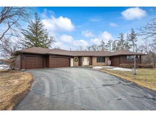 220 W Lower Pine Lake Ct, Star Prairie, WI, 54026-5741 | Card Image