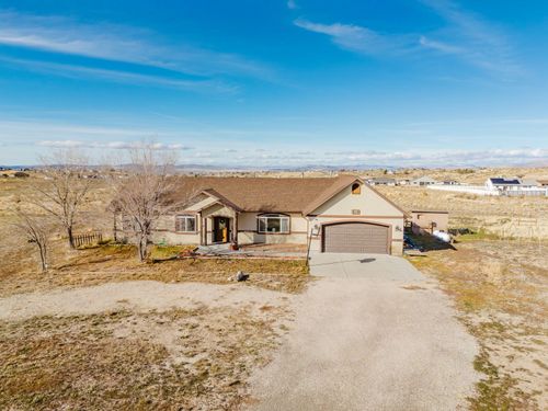 904 Buckskin Cir, Spring Creek, NV, 89815-7443 | Card Image