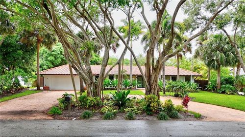 4 Copaire Dr, Stuart, FL, 34996-6701 | Card Image