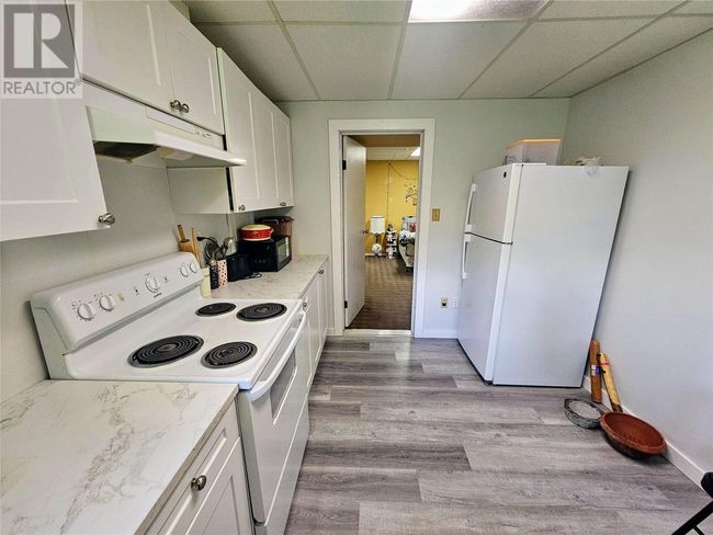 837 9 Th St, House other with 3 bedrooms, 2 bathrooms and 4 parking in Montrose BC | Image 20