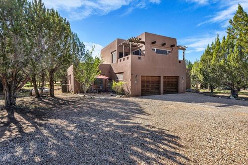 693 N Pinion Hills Dr, Dammeron Valley, UT, 84783-5180 | Card Image