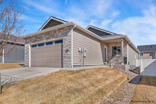 3615 Blue Feather Trl, Cheyenne, WY, 82001-6190 | Card Image