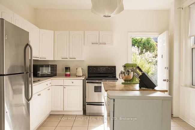 72 Oak Ave, House other with 3 bedrooms, 1 bathrooms and 1 parking in Hamilton ON | Image 17