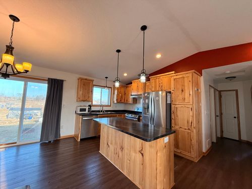 47575 Falcon Ave, Rush City, MN, 55069-4424 | Card Image