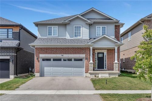 16 Cumberland St, Brantford, ON, N3S7M5 | Card Image