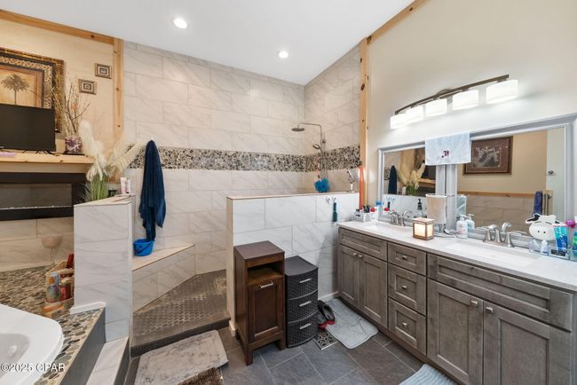 2612 Nw County Road 274, House other with 4 bedrooms, 4 bathrooms and null parking in Fountain FL | Image 37