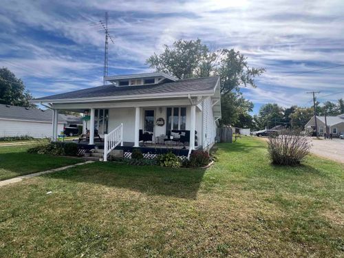 219 W Kentucky Ave, Hartford City, IN, 47348-1447 | Card Image