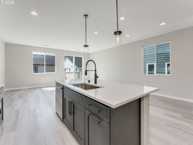 917 Nw 178 Th Way, House other with 3 bedrooms, 3 bathrooms and 2 parking in Ridgefield WA | Image 11