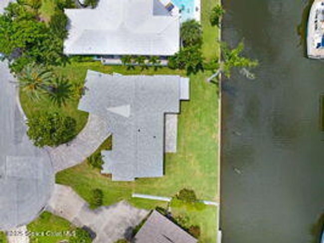 57 Riverview Ln, House other with 3 bedrooms, 2 bathrooms and null parking in Cocoa Beach FL | Image 90