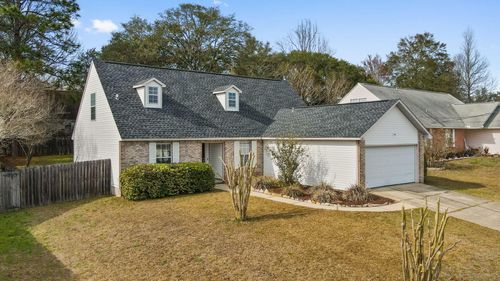 107 Trenton Ave, Crestview, FL, 32539-6053 | Card Image