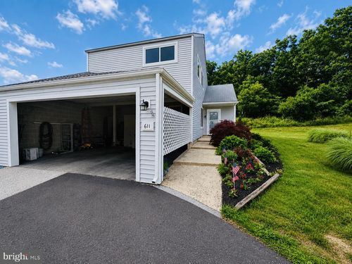 611 Bridge St, COLLEGEVILLE, PA, 19426-1741 | Card Image