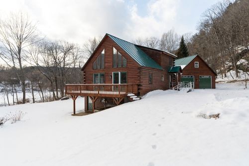 3033 Vt Route 14, South Royalton, VT, 05068-4406 | Card Image