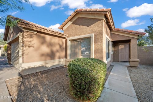 7037 W Cavalier Dr, Glendale, AZ, 85303-4440 | Card Image