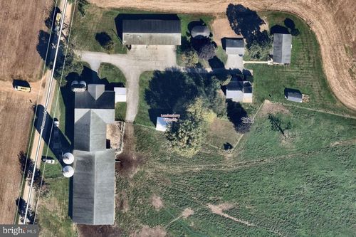 174 Fernwood Rd, Cochranville, PA, 19330-1105 | Card Image