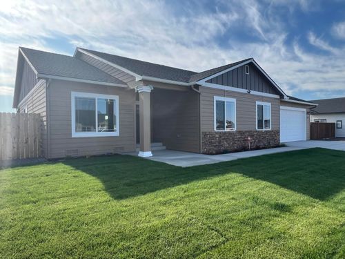 3723 La Habra Way, Klamath Falls, OR, 97603-7785 | Card Image