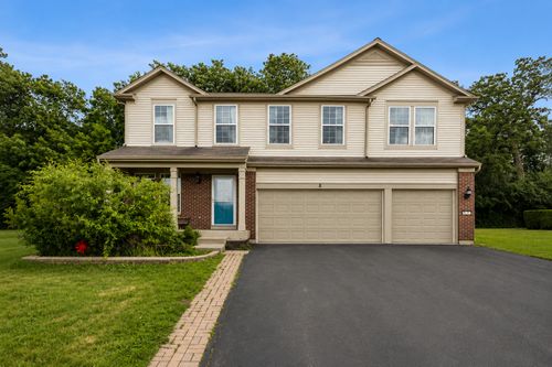 4015 Cypress Dr, Zion, IL, 60099-9547 | Card Image