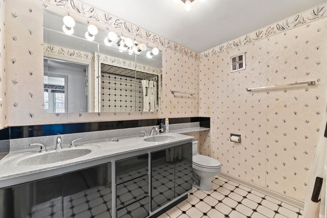 2213 Strawberry Ln, House other with 3 bedrooms, 3 bathrooms and 2 parking in Glenview IL | Image 23
